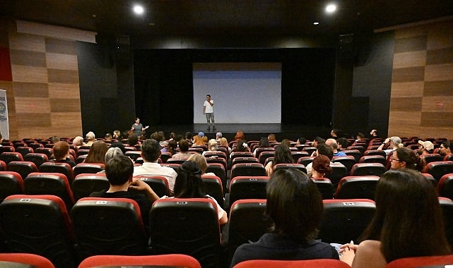 Cannes'ın Ödüllü Kısa Filmleri Manisalı Sinemaseverlerle Buluştu