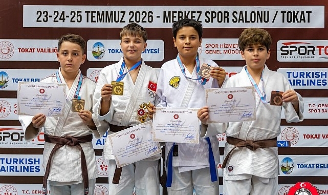 Kürsülerin değişmeyen adresi: Kağıtspor